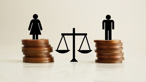 Legal division and Divorce by law. Division of property after a divorce.